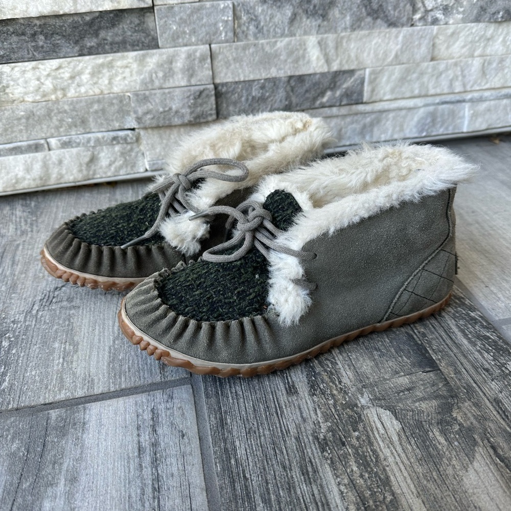 Sorel Out N About Moc Olive Green Suede & Fabric Shearling Lined Moccasin Sz 7 - Picture 3 of 13